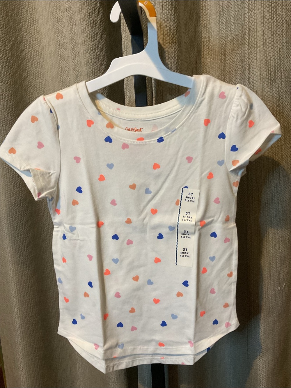 Cat & Jack‎ White Short Sleeve Tee with Multicolor Heart Print